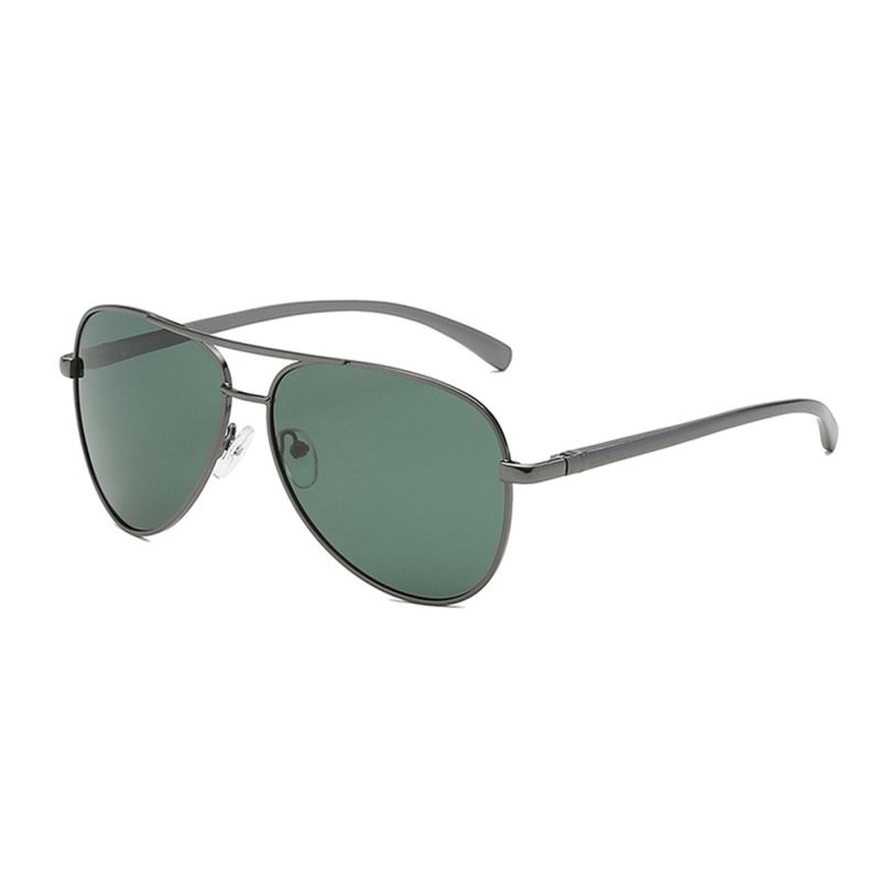 Gun Color / Blackish Green